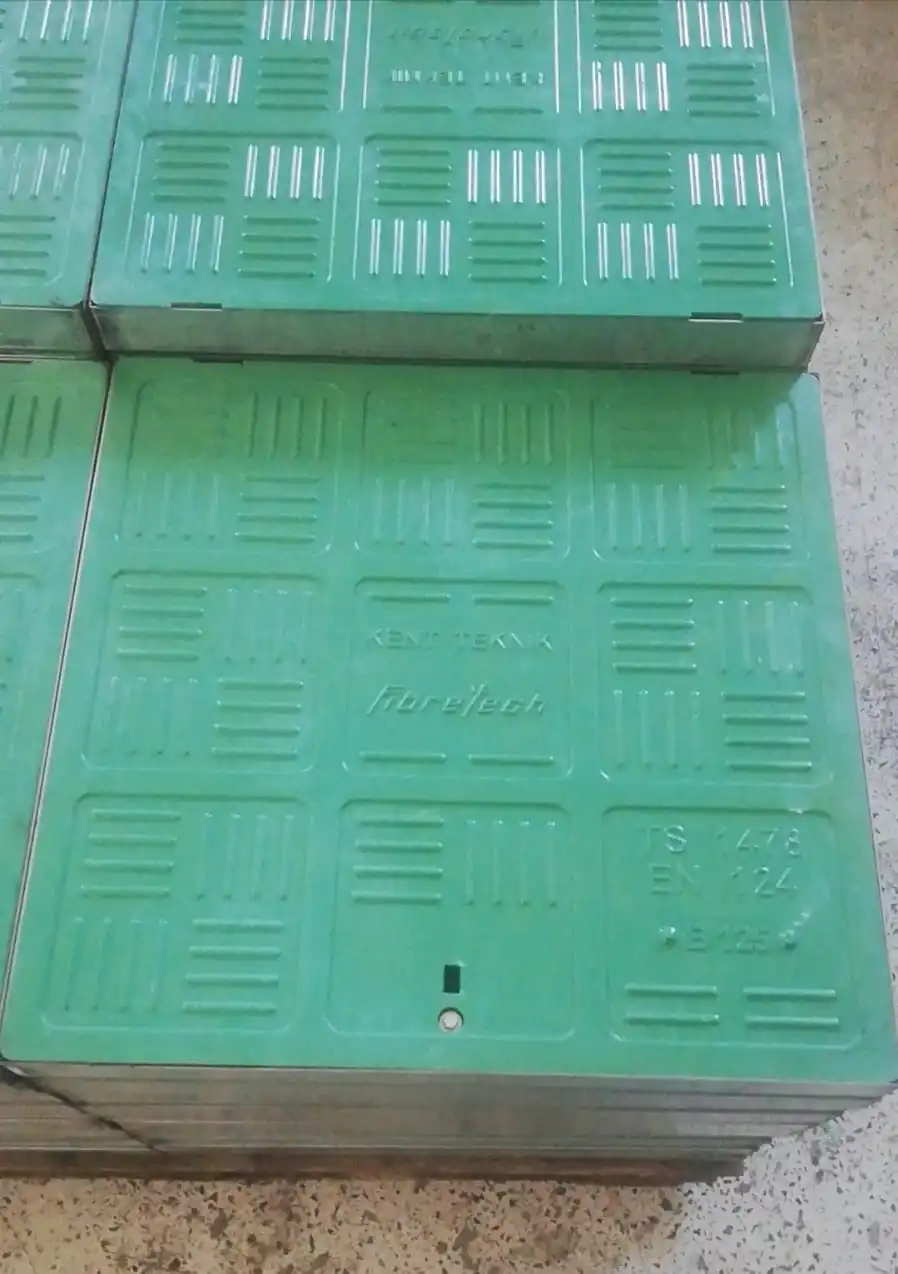 FK601 -B 125 56x56 Composite Manhole Cover